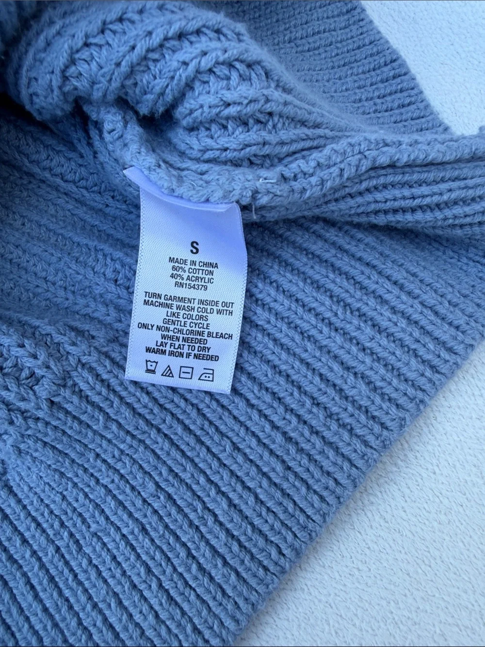 Aeropostale Dusty Blue V-Neck Chunky Knit Sweater